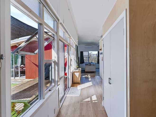 24 Tarahua Road, Vogeltown