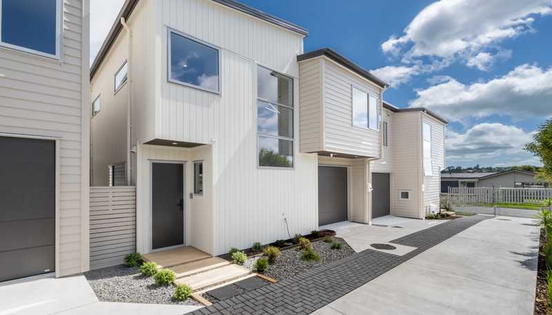 13B Liam Place, Half Moon Bay
