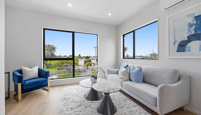 8/4 Blossom Lane, Manurewa