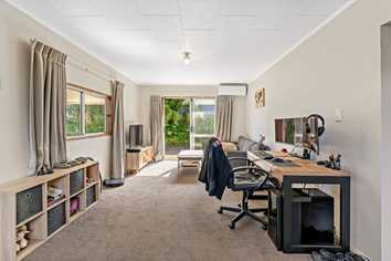 Auckland - Address withheld