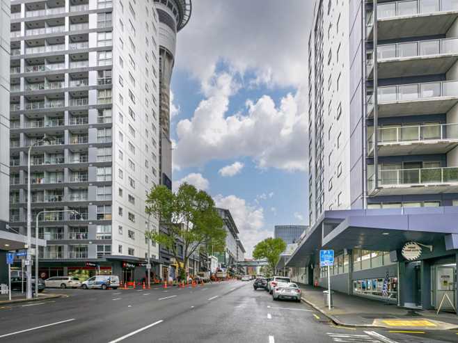 Elevated CBD dining: fully fitted restaurant