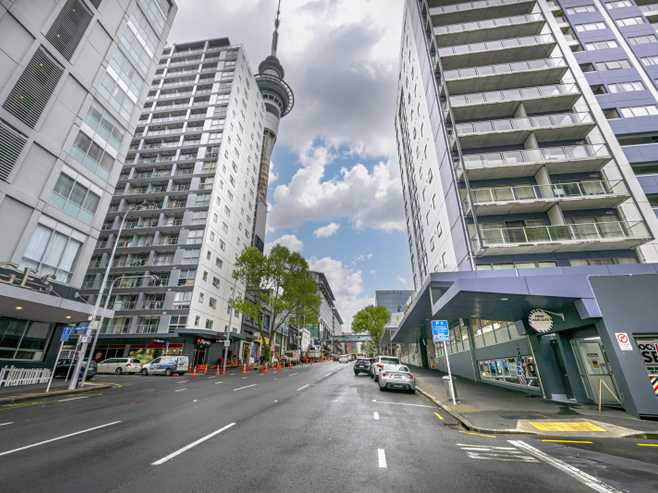 Elevated CBD dining: fully fitted restaurant