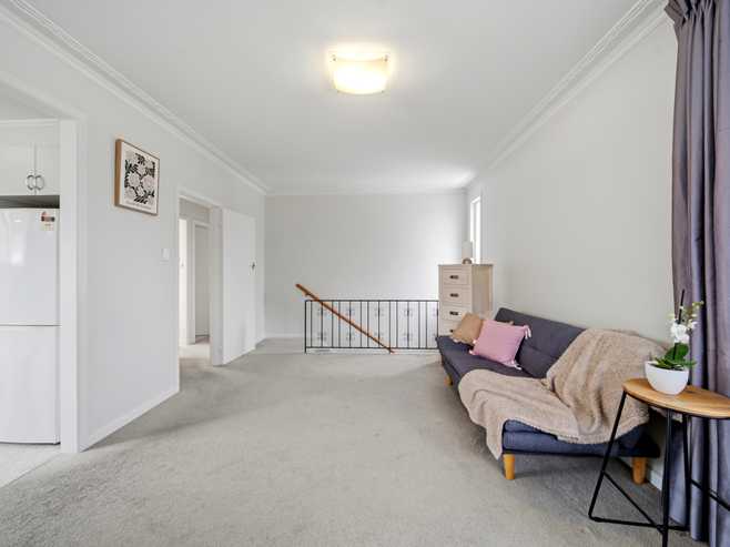 3/27 Cardwell Street, Onehunga