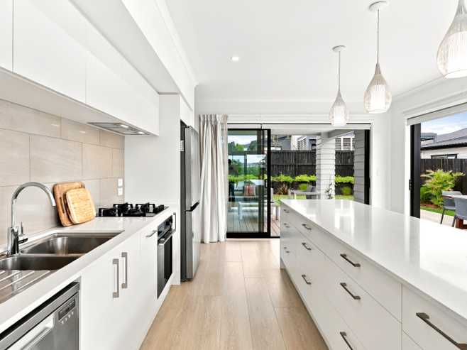 78 Butler Stoney Crescent, Millwater