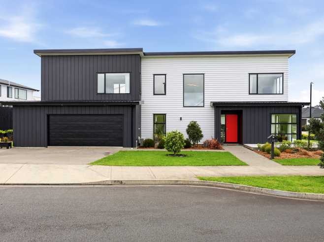 78 Butler Stoney Crescent, Millwater