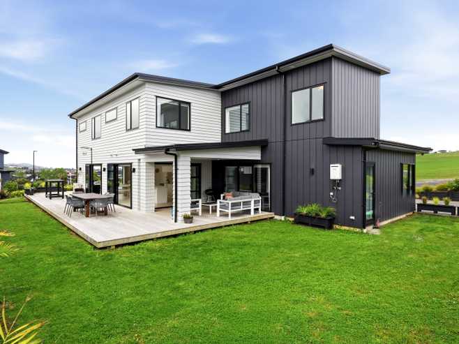 78 Butler Stoney Crescent, Millwater