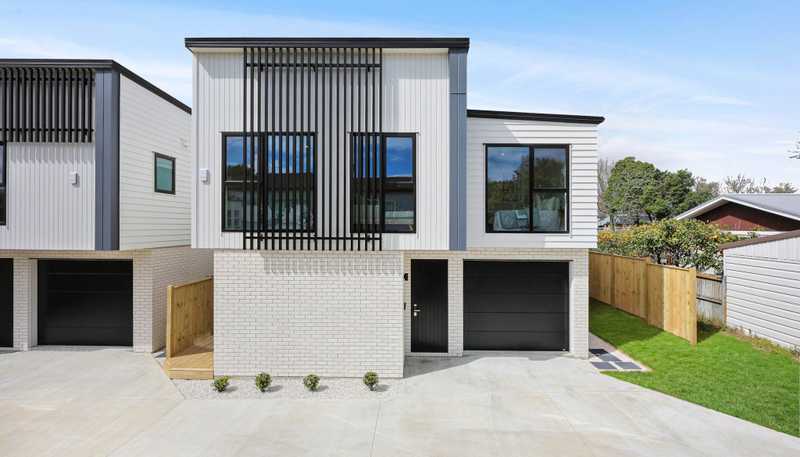 12B Butley Drive, Farm Cove
