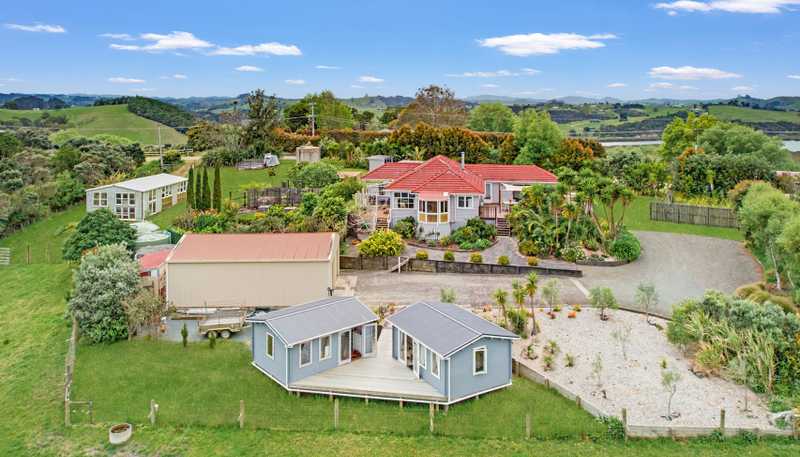 156 Petley Road, Paparoa