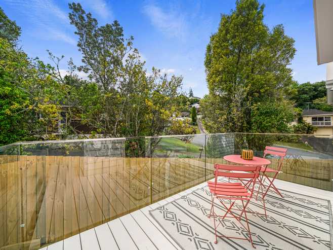 8 Newstead Avenue, Browns Bay
