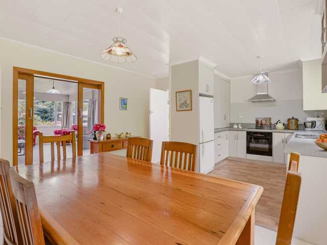 544 Mountain Road, Lepperton