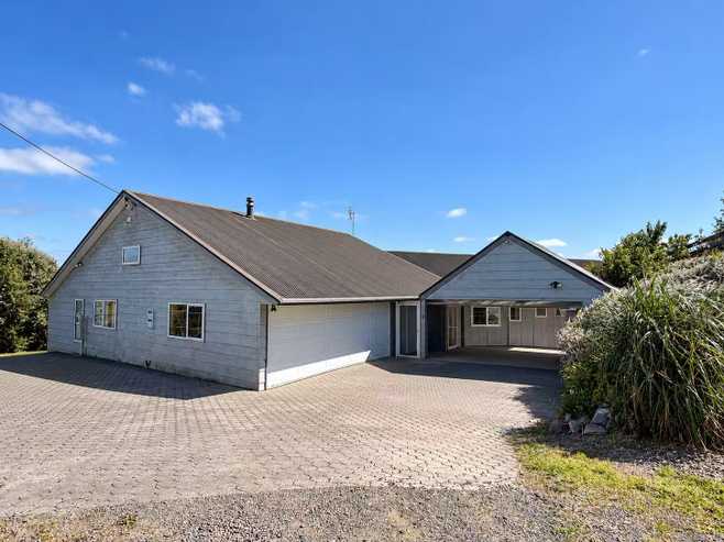 2118 East Coast Road, Stillwater