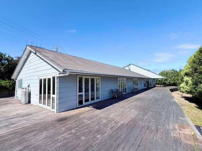 2118 East Coast Road, Stillwater