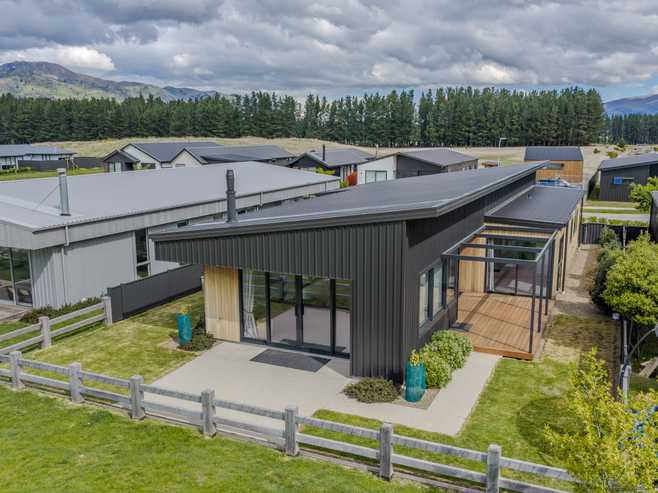 148 Burdon Loop, Lake Hawea