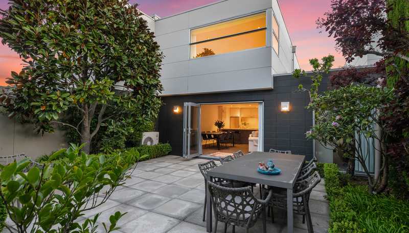 55 Clare Rd, Saint Albans