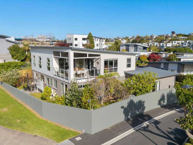 PERFECT LIFESTYLE IN THE HEART OF OMOKOROA
