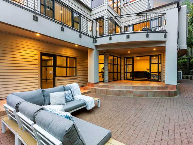 1/75 Beach Road, Castor Bay