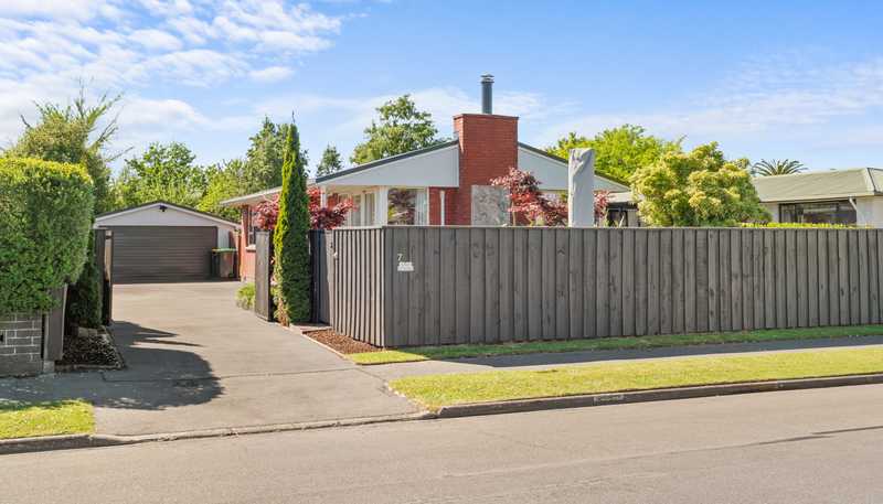 7 Clipper Place, Redwood