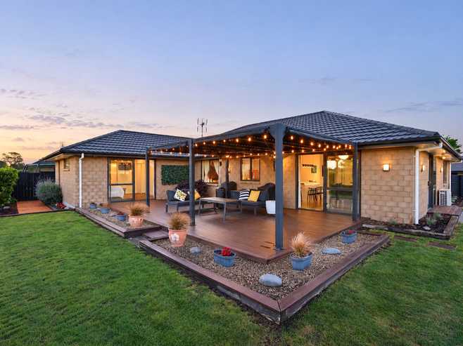 27 Roy Hilton Drive, Flagstaff