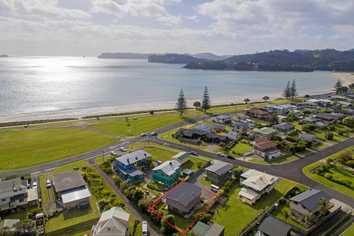 1B Bruce Street (Downstairs), Whitianga