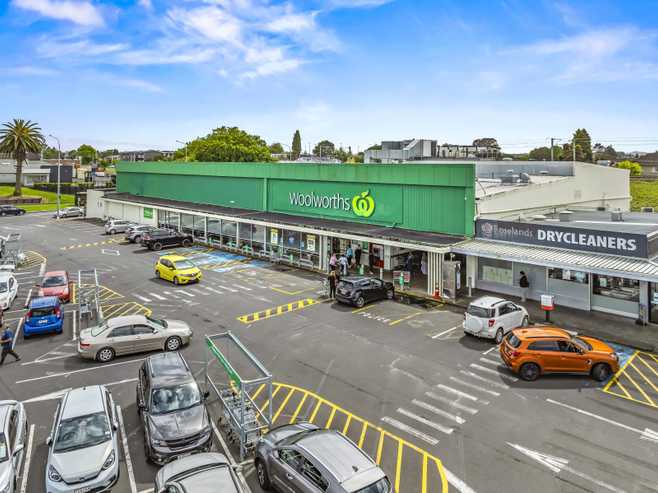 Established Supermarket on new 10-year lease