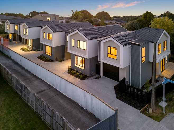 8A Mawney Road, Henderson