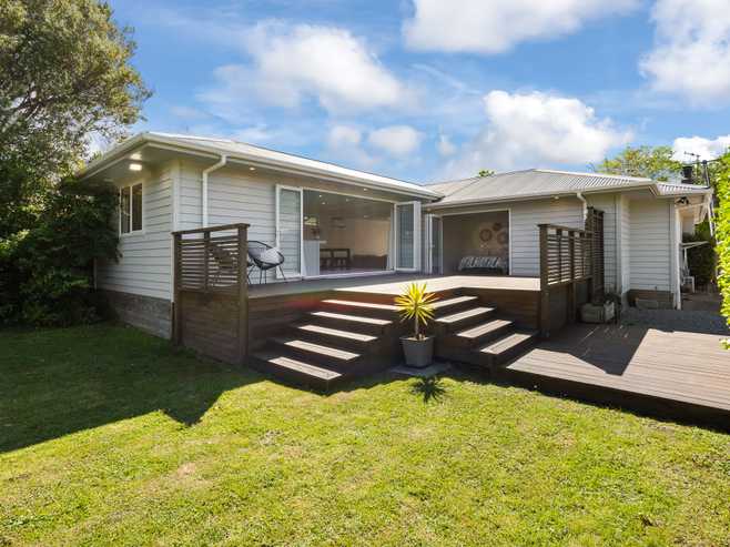 20 Kowhai Grove, Raumati Beach