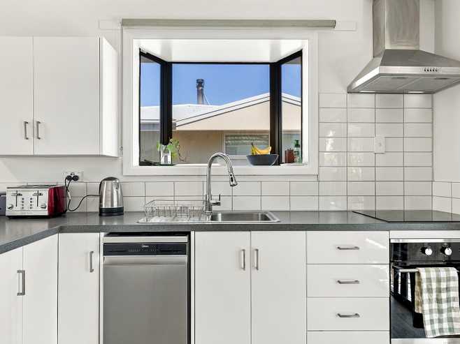 63 Basingstoke Street, Aranui