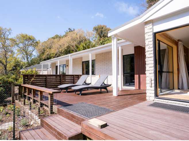 40 Ridgewood Drive, Ridgewood