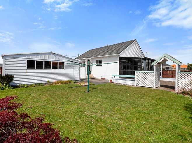63 Wrantage Street, Westown