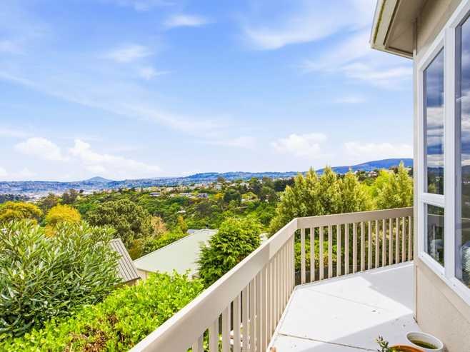 17 Calvert Place, Shiel Hill