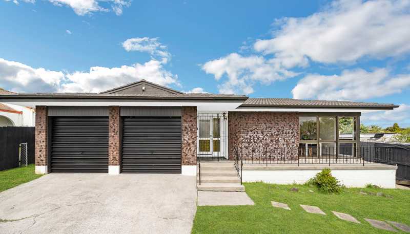 28 Diorella Drive, Clover Park