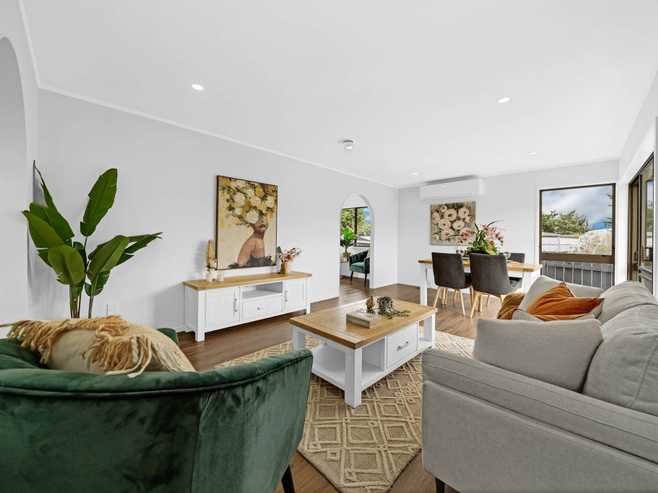 28 Diorella Drive, Clover Park