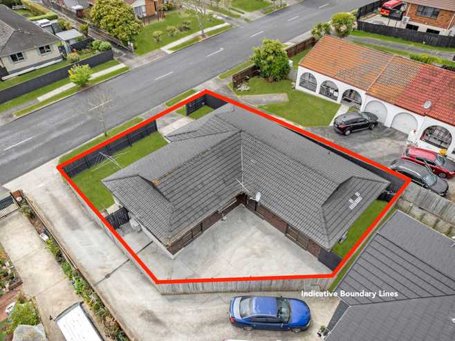 28 Diorella Drive, Clover Park