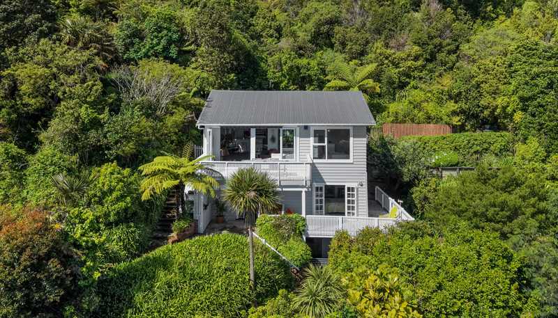 3 Mackenzie Road, Eastbourne