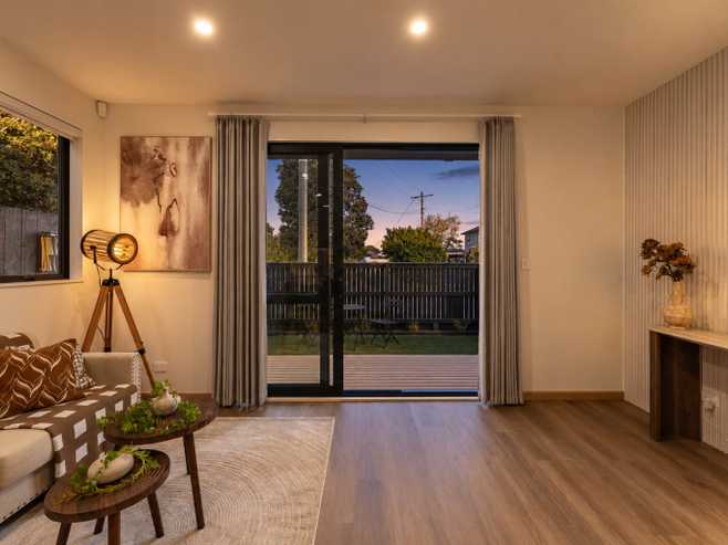 92 Gloria Avenue, Te Atatu Peninsula
