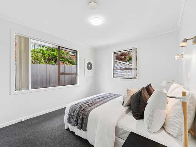 54 Woodford Avenue, Henderson