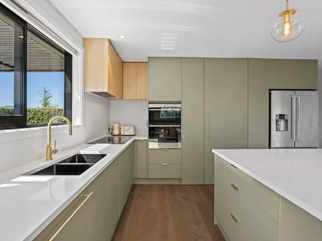 21 Marjon Drive, Wanaka