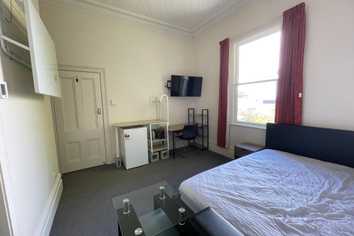 Room 2/148 London Street, Dunedin Central
