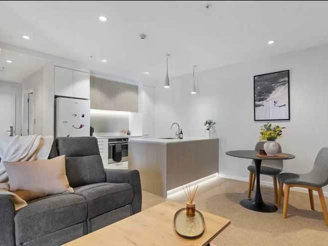 210/4 Bute Road, Browns Bay