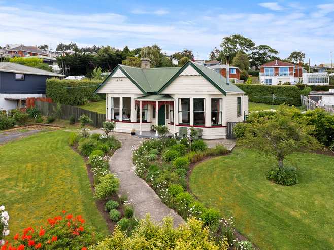 21 Alexander Street, Abbotsford