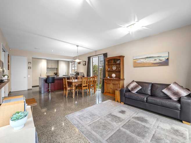 204 Springfield Road, Saint Albans