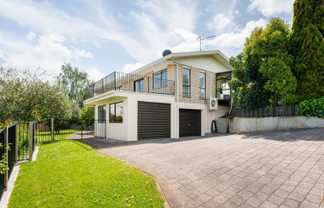11 Mountbatten Place, Dinsdale