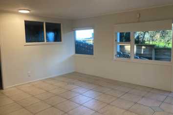 2/331 Hibiscus Coast Highway, Orewa
