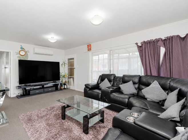 53 Collins Road, Melville