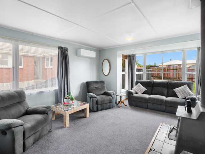 20 Ash Street, Holmes Hill