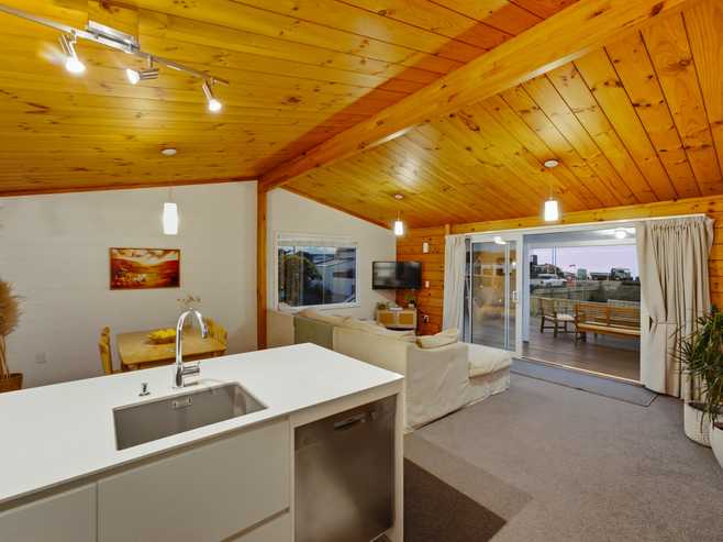 3 Mallinder Place, Oakura