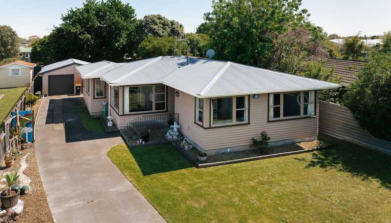 7 Lockhart Avenue, Milson