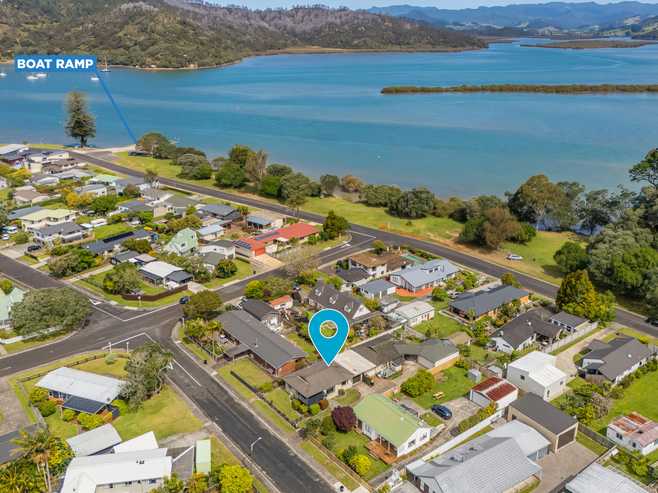 70A Catherine Crescent, Whitianga