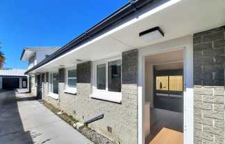 2/92 Office Road, Merivale