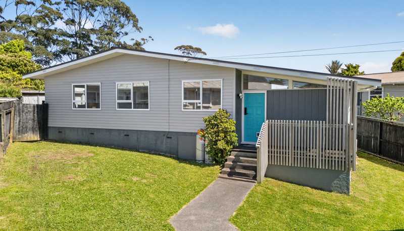 77 Vodanovich Road, Te Atatu South